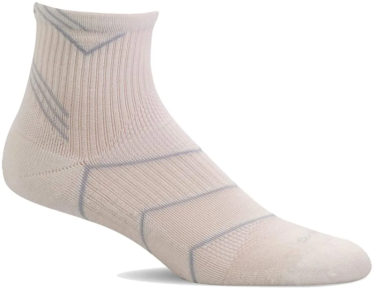 Sockwell Men's Incline Quarter Moderate Compression Sock